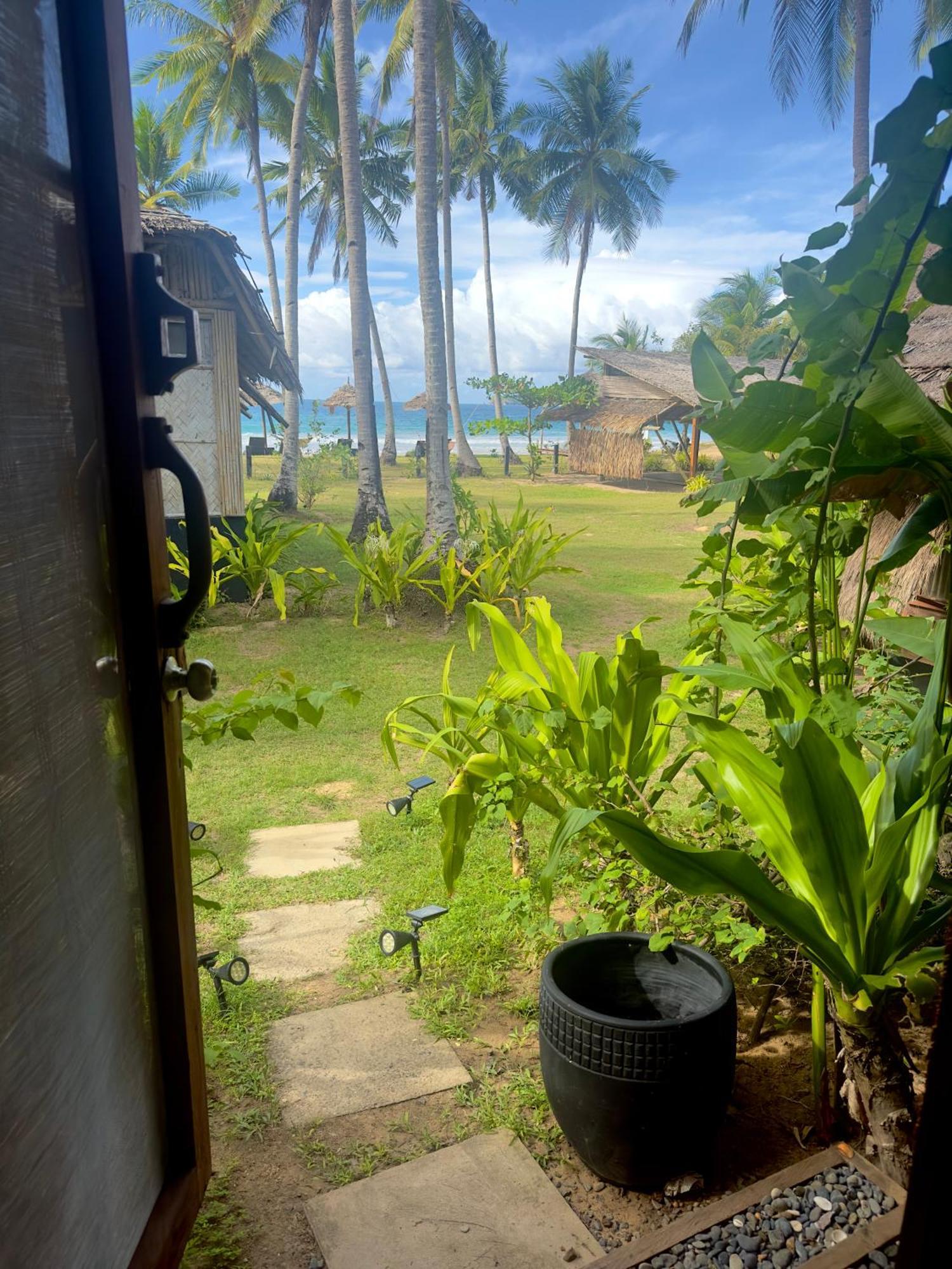 Eco Sanctuaries Nature Lodge Nacpan Beach, El Nido Zewnętrze zdjęcie